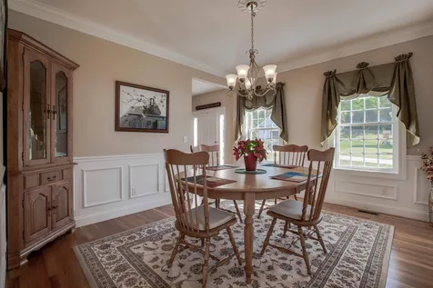 35 Hunter Mill Way Londonderry NH 03053