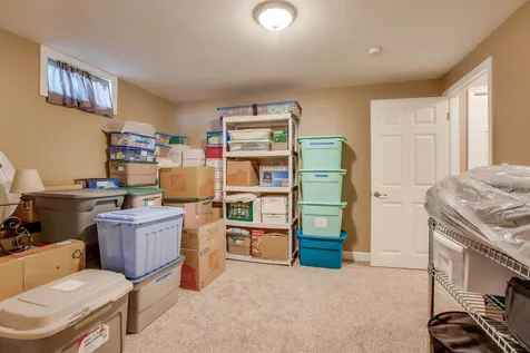 35 Hunter Mill Way Londonderry NH 03053