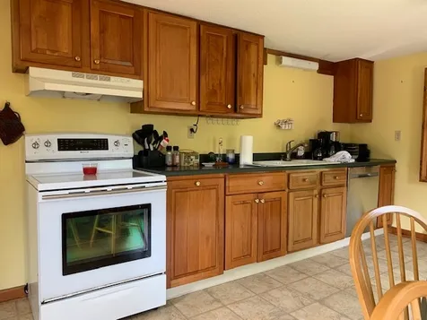 182 Lincoln Avenue Rutland City VT 05701