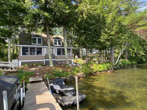 18 Walnut Street Belmont NH 03220