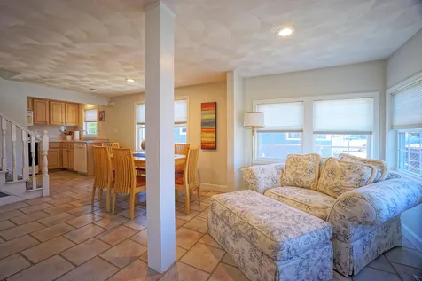 95 Concord Street Seabrook NH 03874