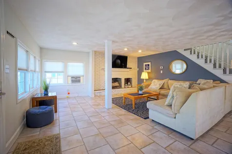 95 Concord Street Seabrook NH 03874