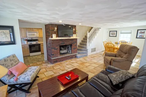 95 Concord Street Seabrook NH 03874