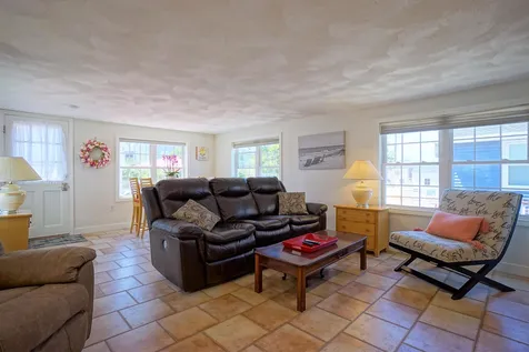 95 Concord Street Seabrook NH 03874