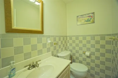 95 Concord Street Seabrook NH 03874