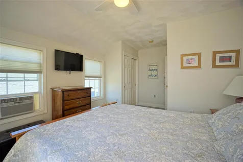 95 Concord Street Seabrook NH 03874
