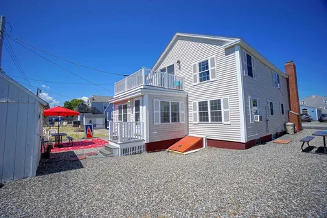 95 Concord Street Seabrook NH 03874