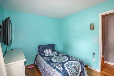 26 Terry Street Nashua NH 03064