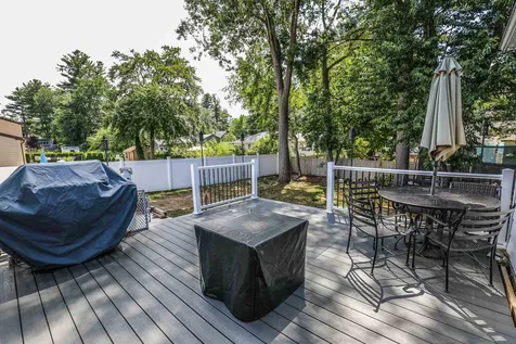 26 Terry Street Nashua NH 03064