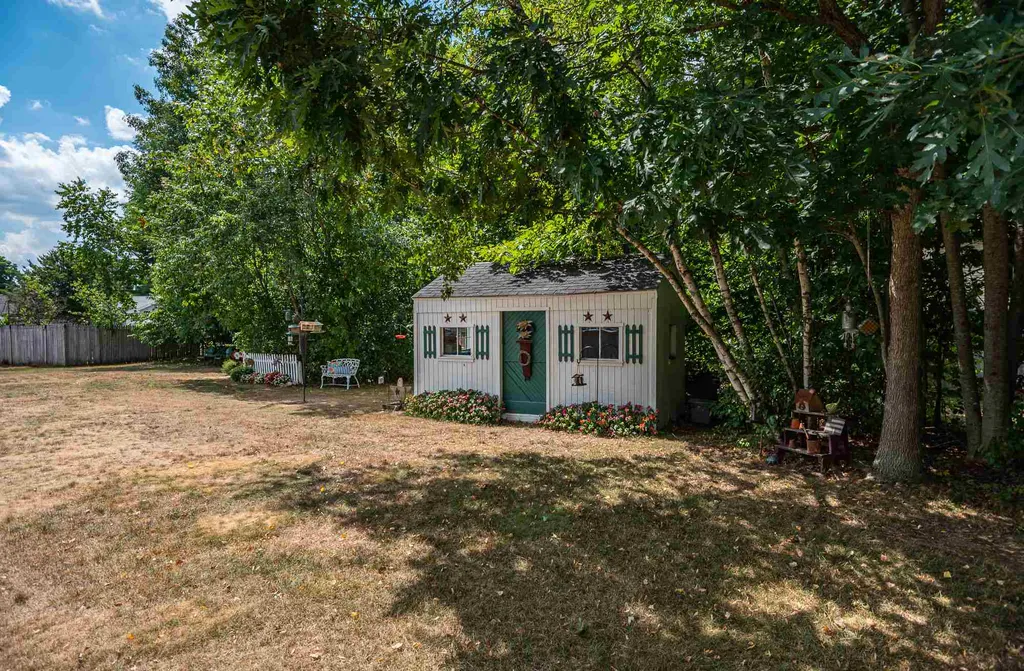 19 Brock Street Rochester NH 03867