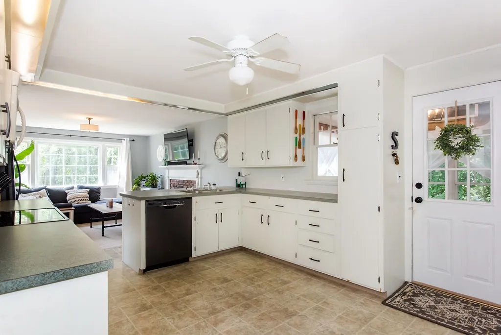 29 Oak Street Dover NH 03820