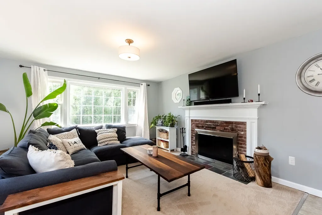 29 Oak Street Dover NH 03820