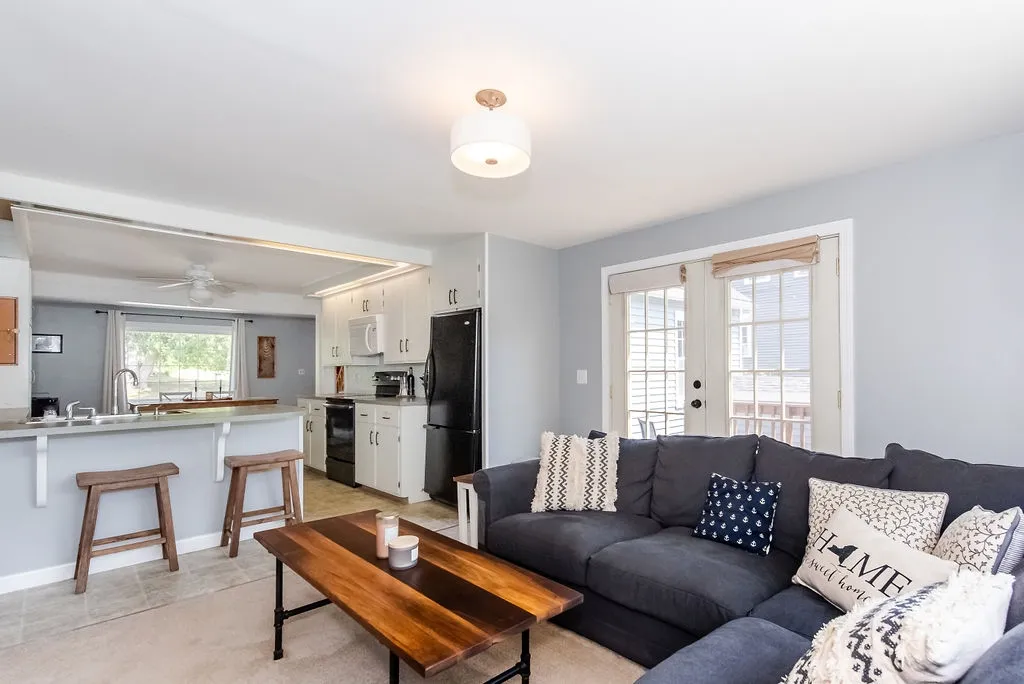 29 Oak Street Dover NH 03820