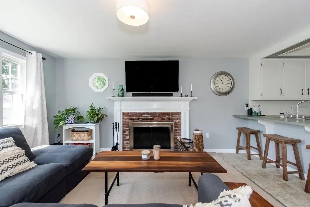 29 Oak Street Dover NH 03820