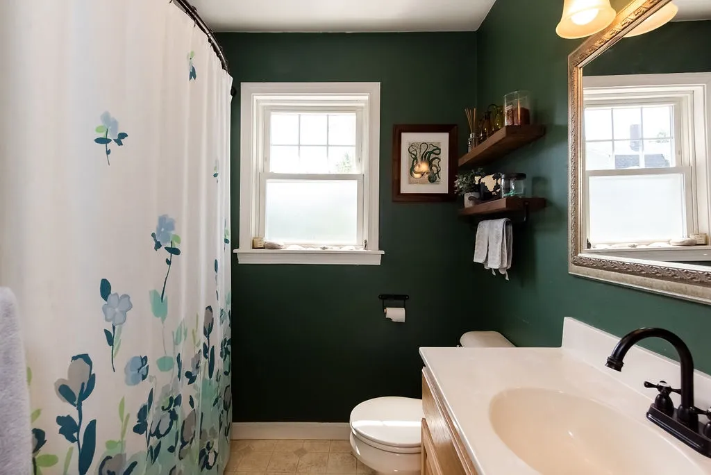 29 Oak Street Dover NH 03820