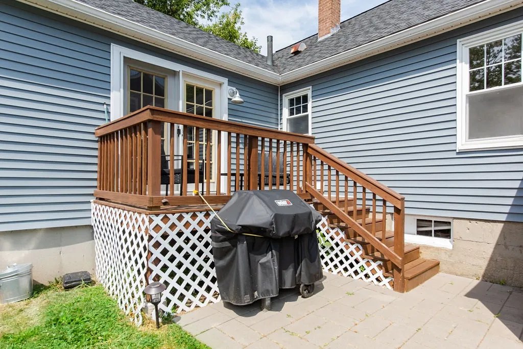29 Oak Street Dover NH 03820