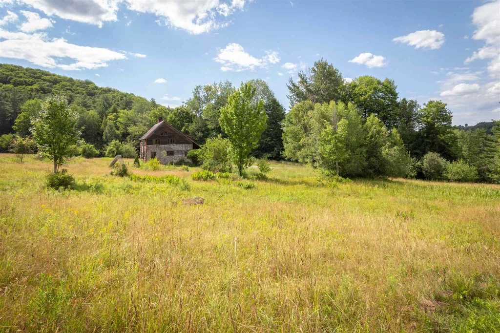 152 Button Hill Road Tunbridge VT 05077