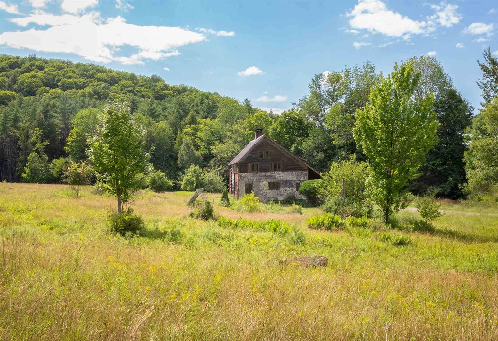 152 Button Hill Road Tunbridge VT 05077