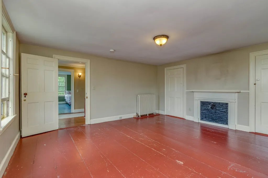 65 Maple Street Henniker NH 03242