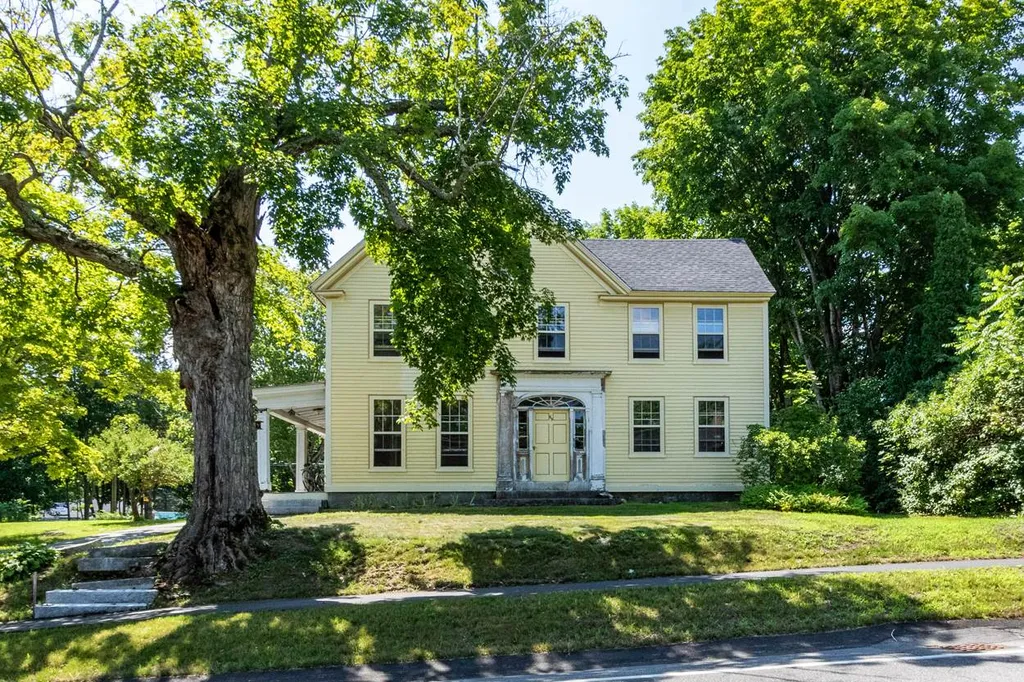 65 Maple Street Henniker NH 03242