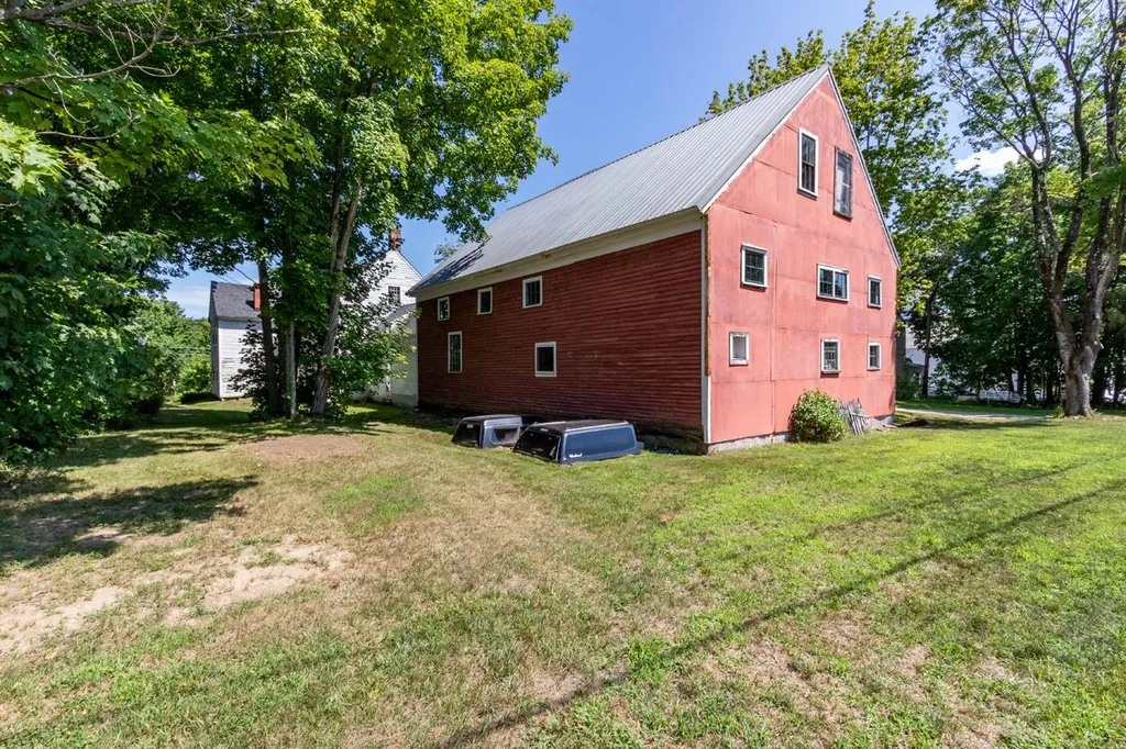 65 Maple Street Henniker NH 03242