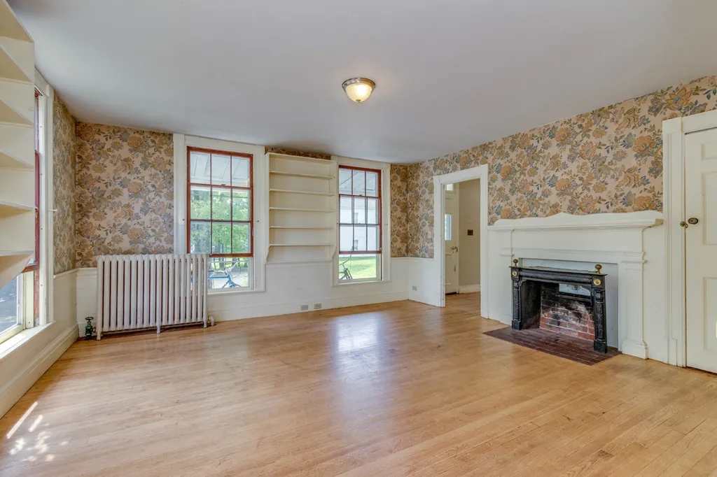 65 Maple Street Henniker NH 03242
