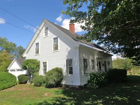 10 North Road Alexandria NH 03222