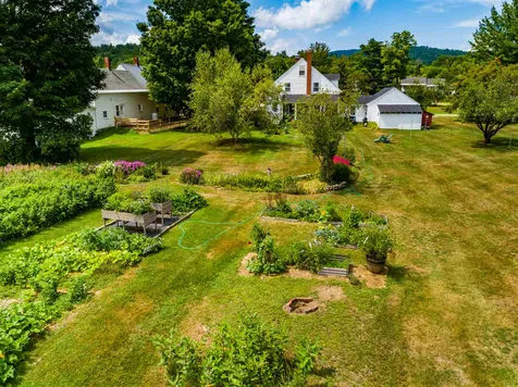 10 North Road Alexandria NH 03222