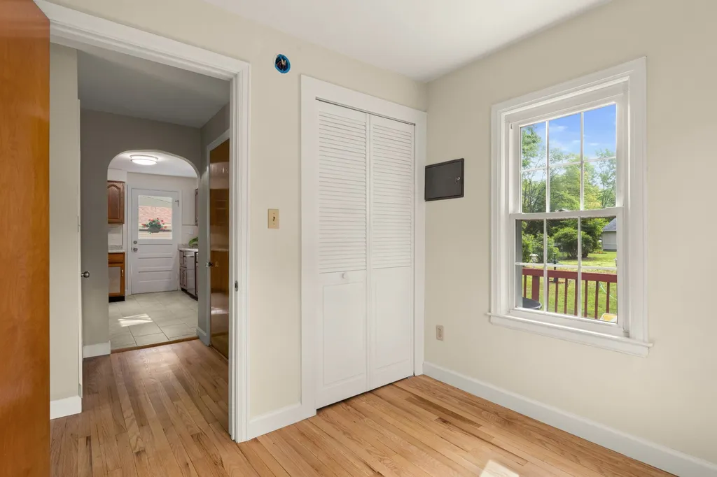 25 West Road Burlington VT 05408