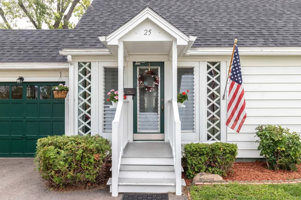 25 West Road Burlington VT 05408