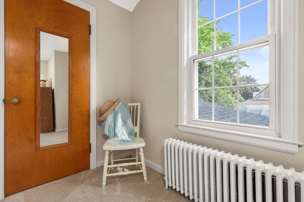 25 West Road Burlington VT 05408