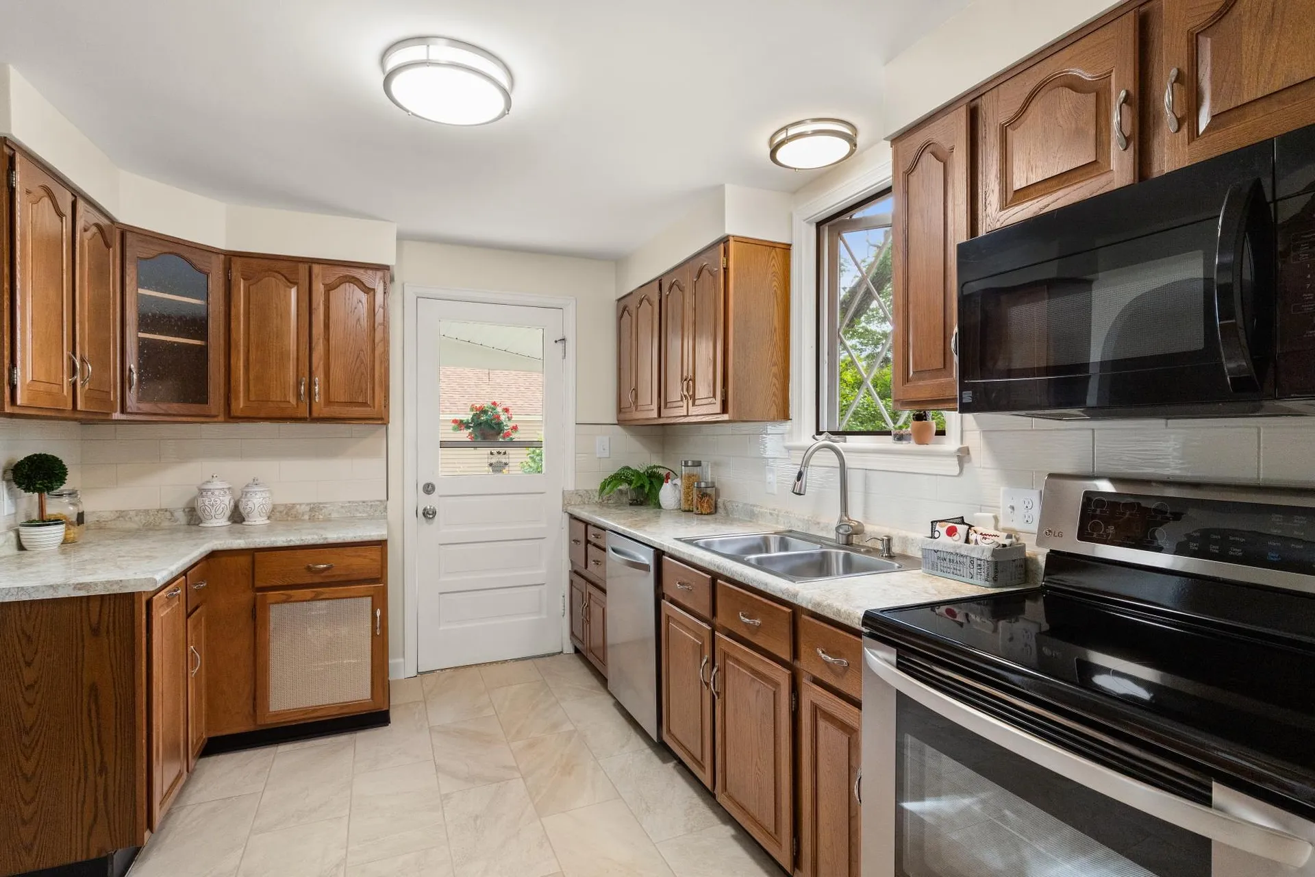 25 West Road Burlington VT 05408