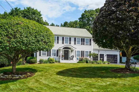 109 Tennyson Drive Manchester NH 03104