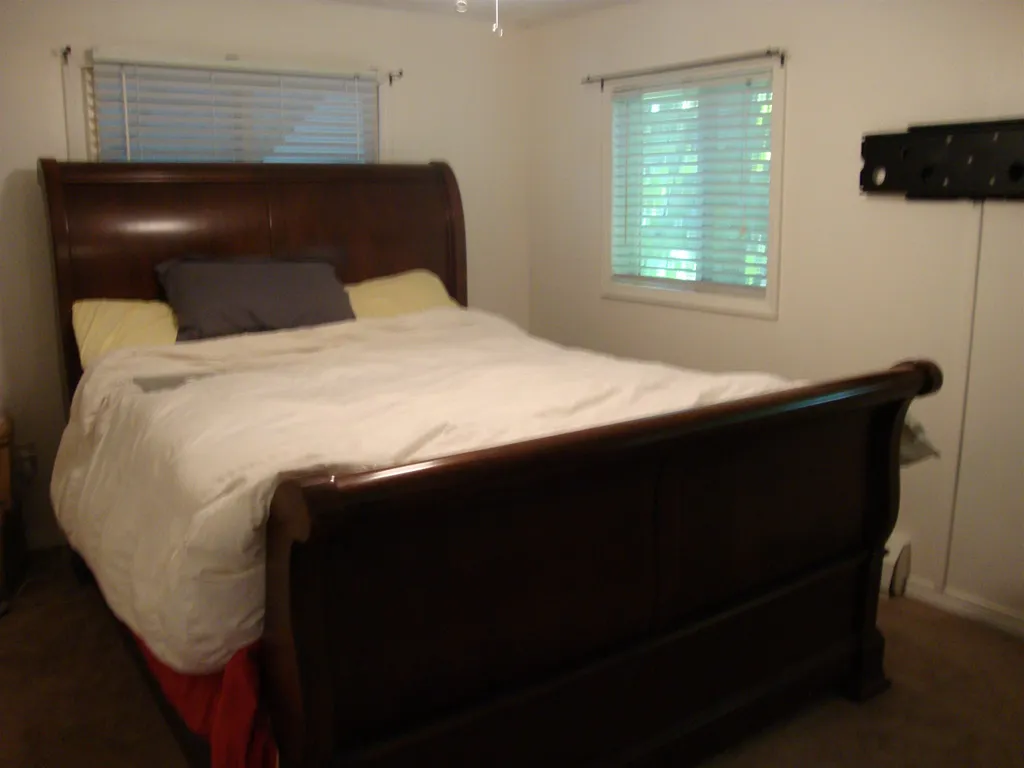 12 Hillcrest Avenue Pembroke NH 03275