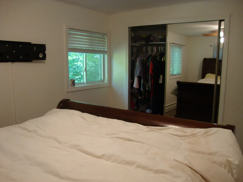 12 Hillcrest Avenue Pembroke NH 03275