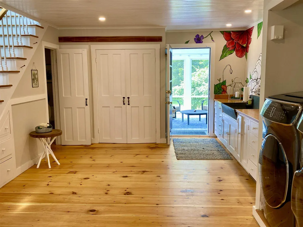 3318 Cabot Road Woodbury VT 05681