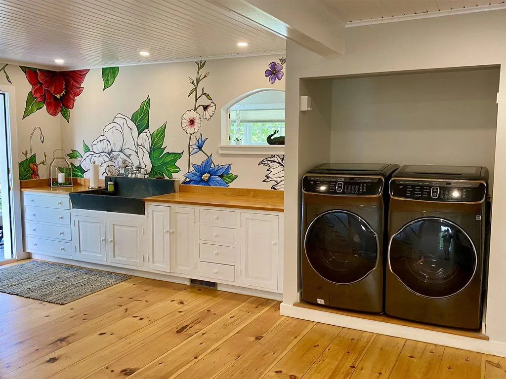3318 Cabot Road Woodbury VT 05681