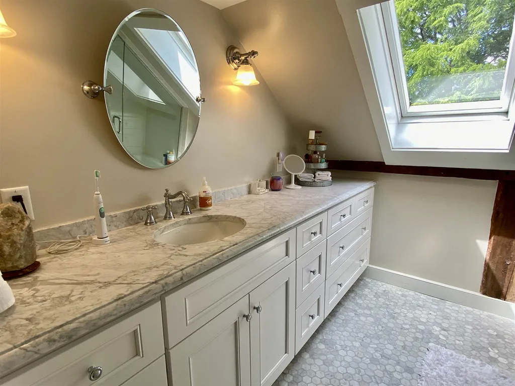 3318 Cabot Road Woodbury VT 05681