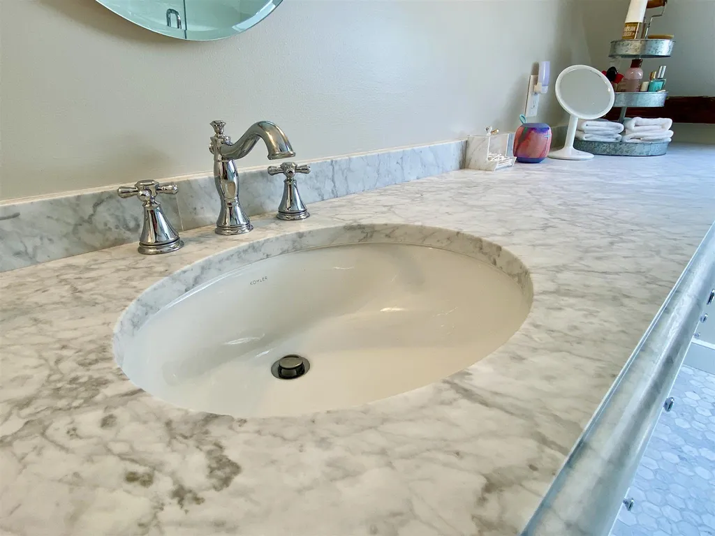 3318 Cabot Road Woodbury VT 05681