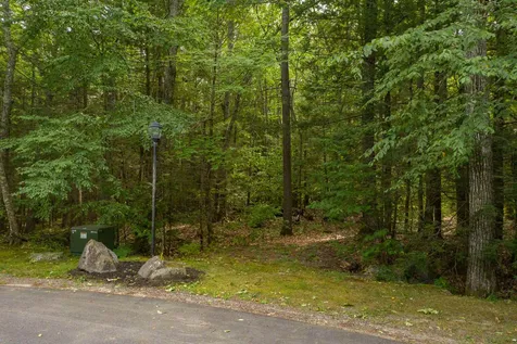 11 Cragmere Heights Road Exeter NH 03833