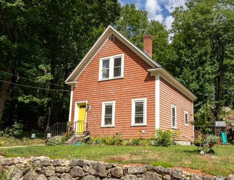 19 Starrett Road Bennington NH 03442
