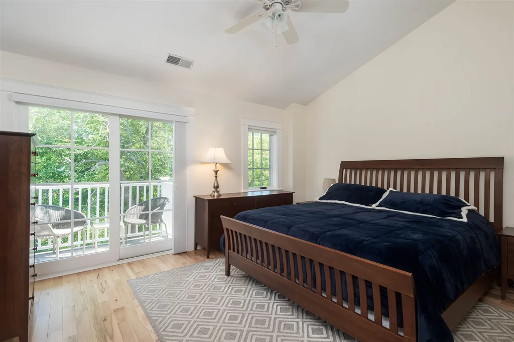 22 Franklin Street Exeter NH 03833