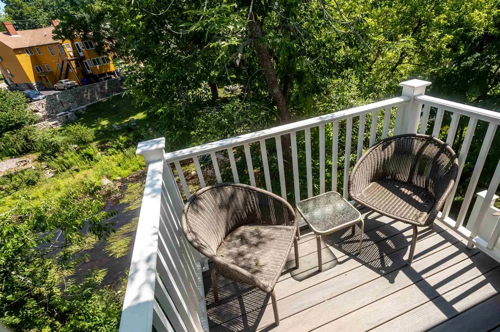 22 Franklin Street Exeter NH 03833