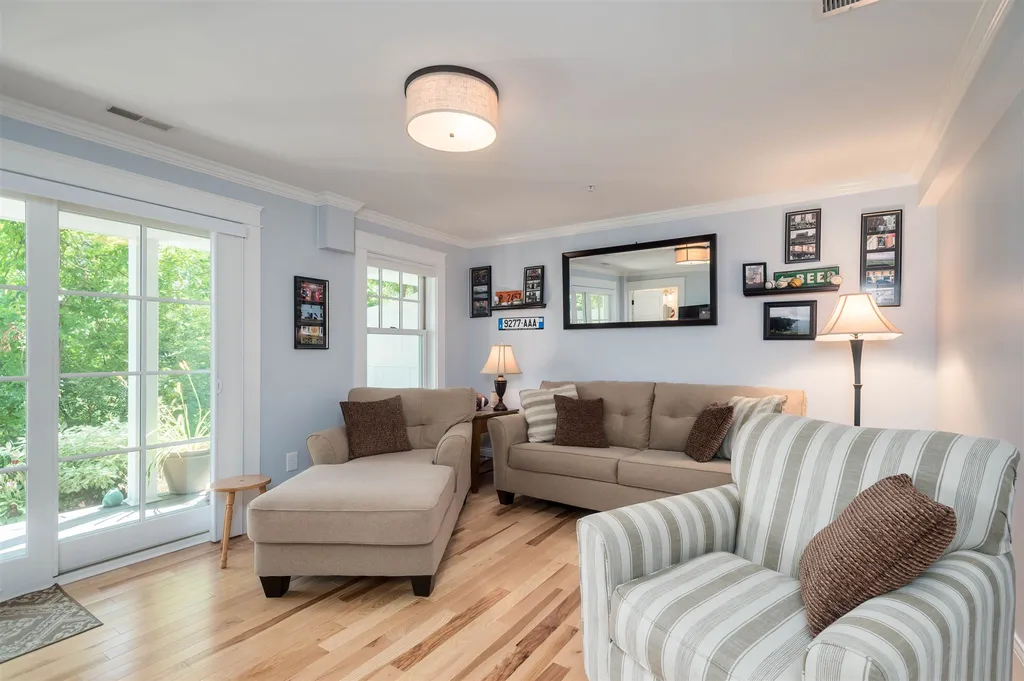22 Franklin Street Exeter NH 03833