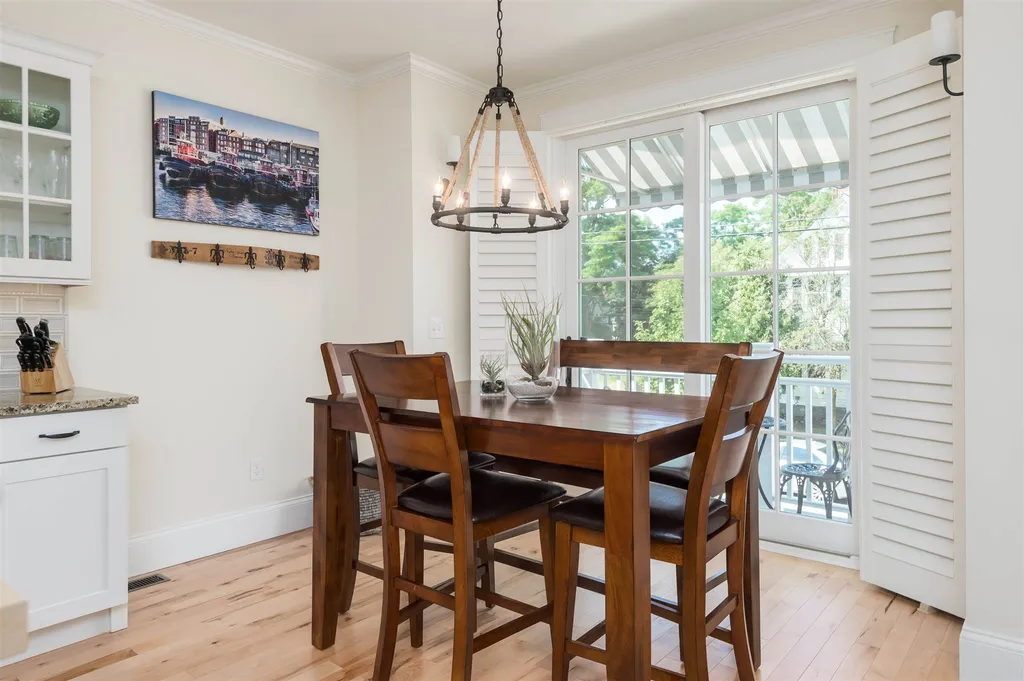22 Franklin Street Exeter NH 03833