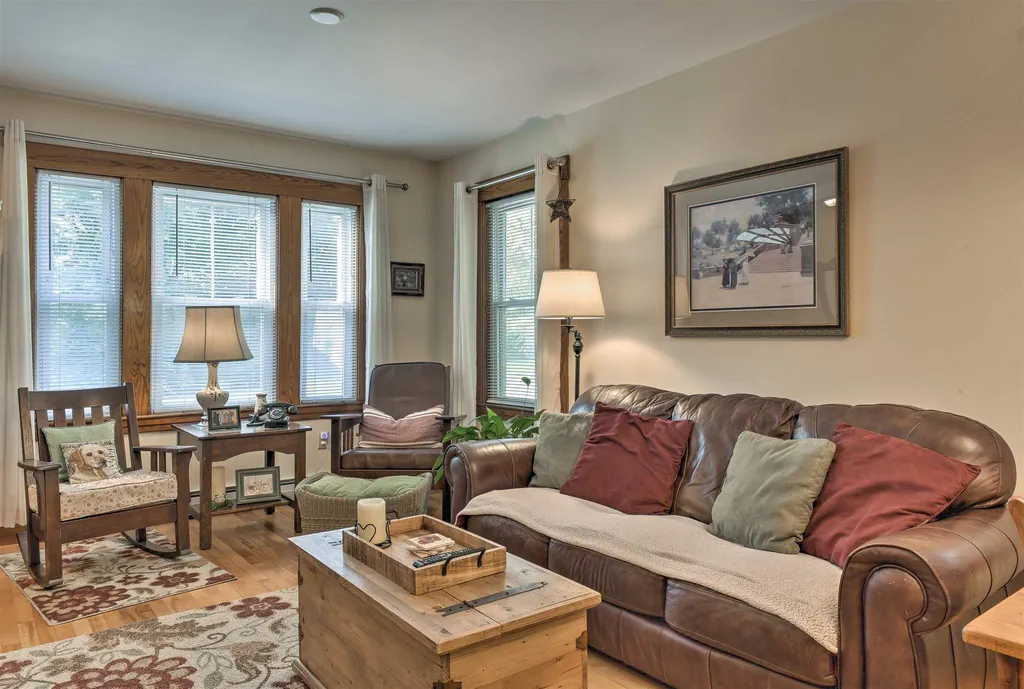569 West Street Keene NH 03431