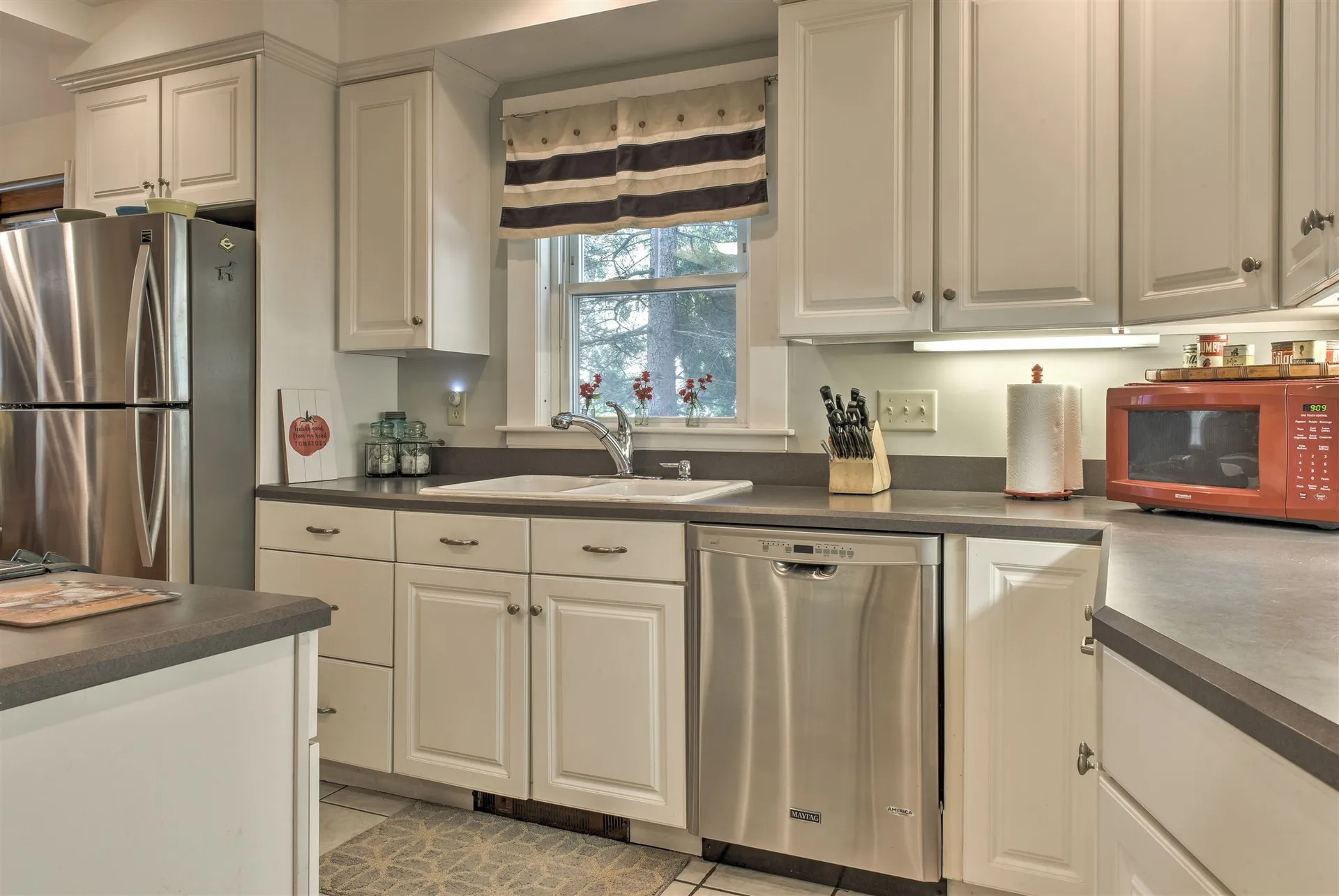 569 West Street Keene NH 03431