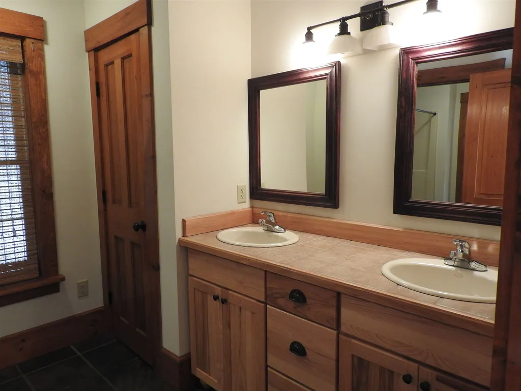 297 Pleasant Street Concord NH 03301
