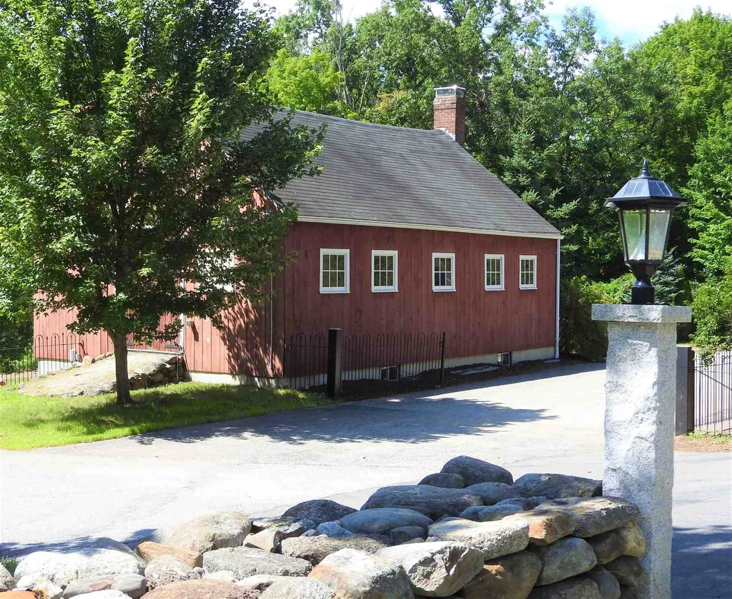 297 Pleasant Street Concord NH 03301