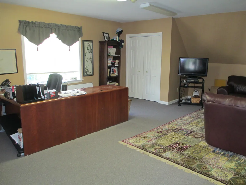 15 Emerson Road Milford NH 03055
